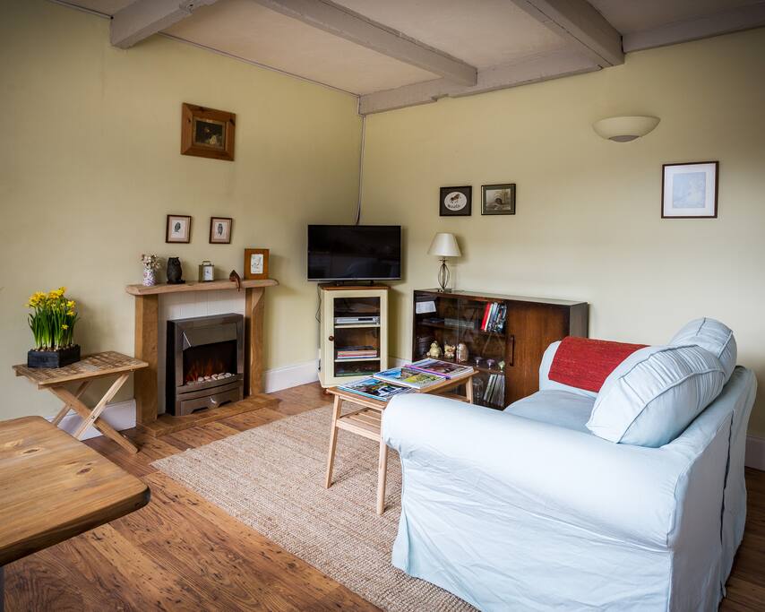 Kitchen & Living Room
