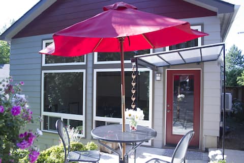 Hip Studio Loft, near University Oregon