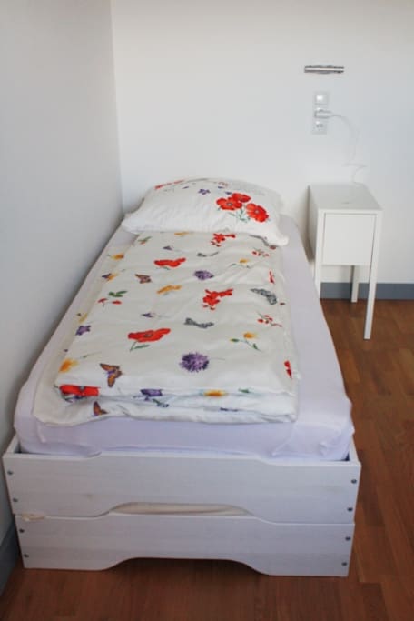 Stapelbett - kann in zwei Twin-Betten verwandelt werden