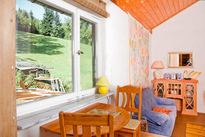 Idyllic "Small" Galleryholidayflat - Stegen