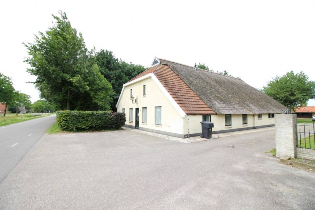 Voorkant huis.