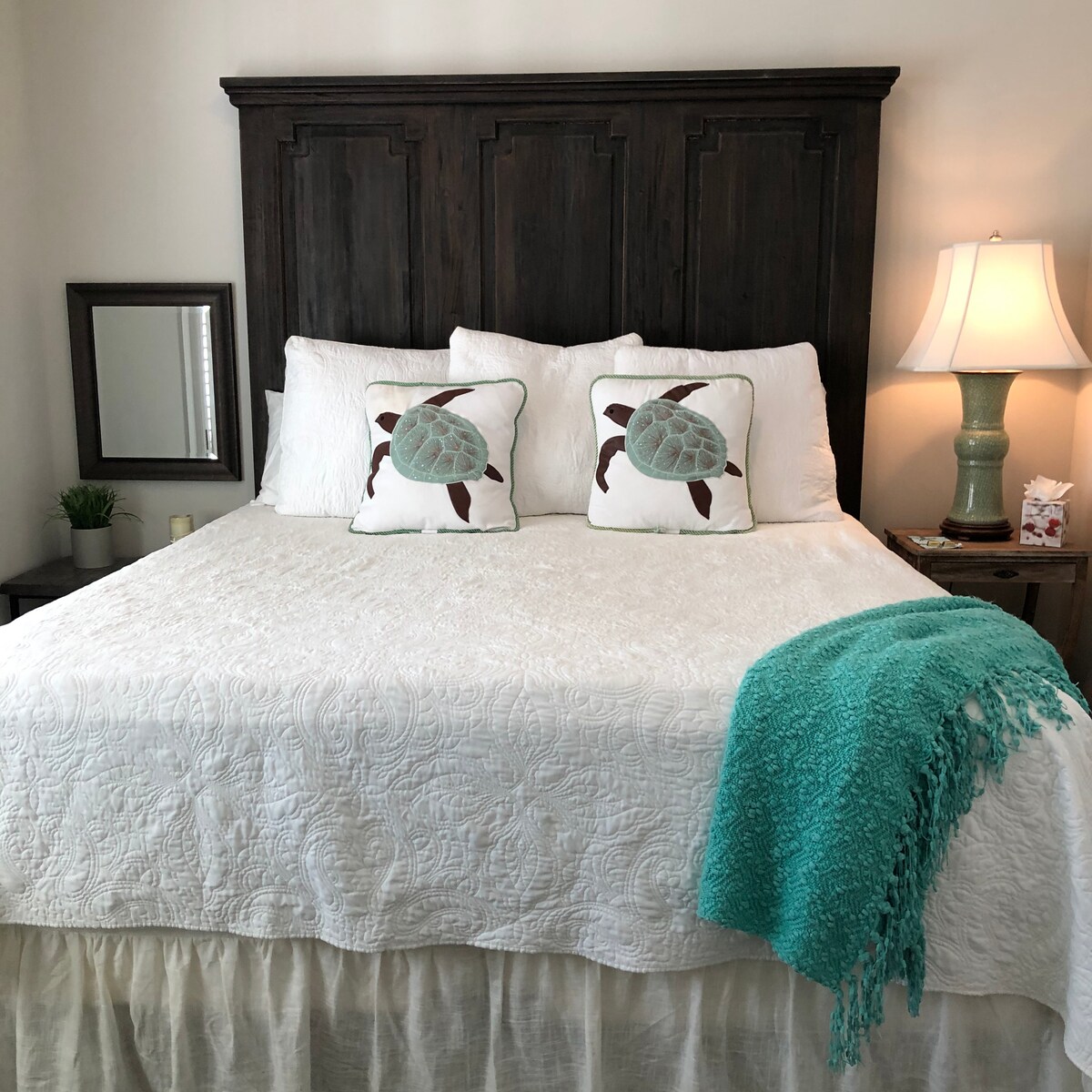 Spálňa s manželskou posteľou King na