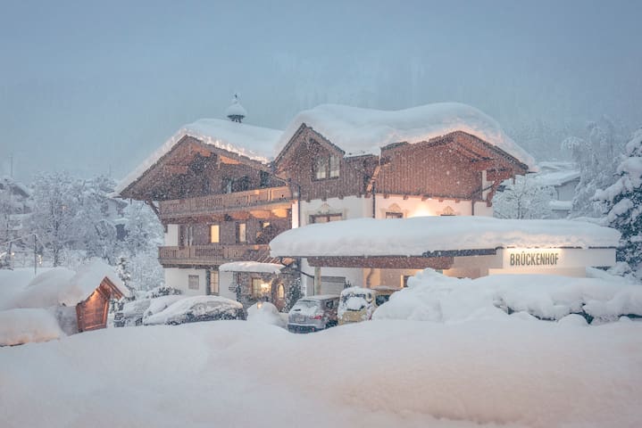 Entire home with 1 bedrooms in Zillertal - 2 Personen  Apartment, 250m zur Gondelbahn