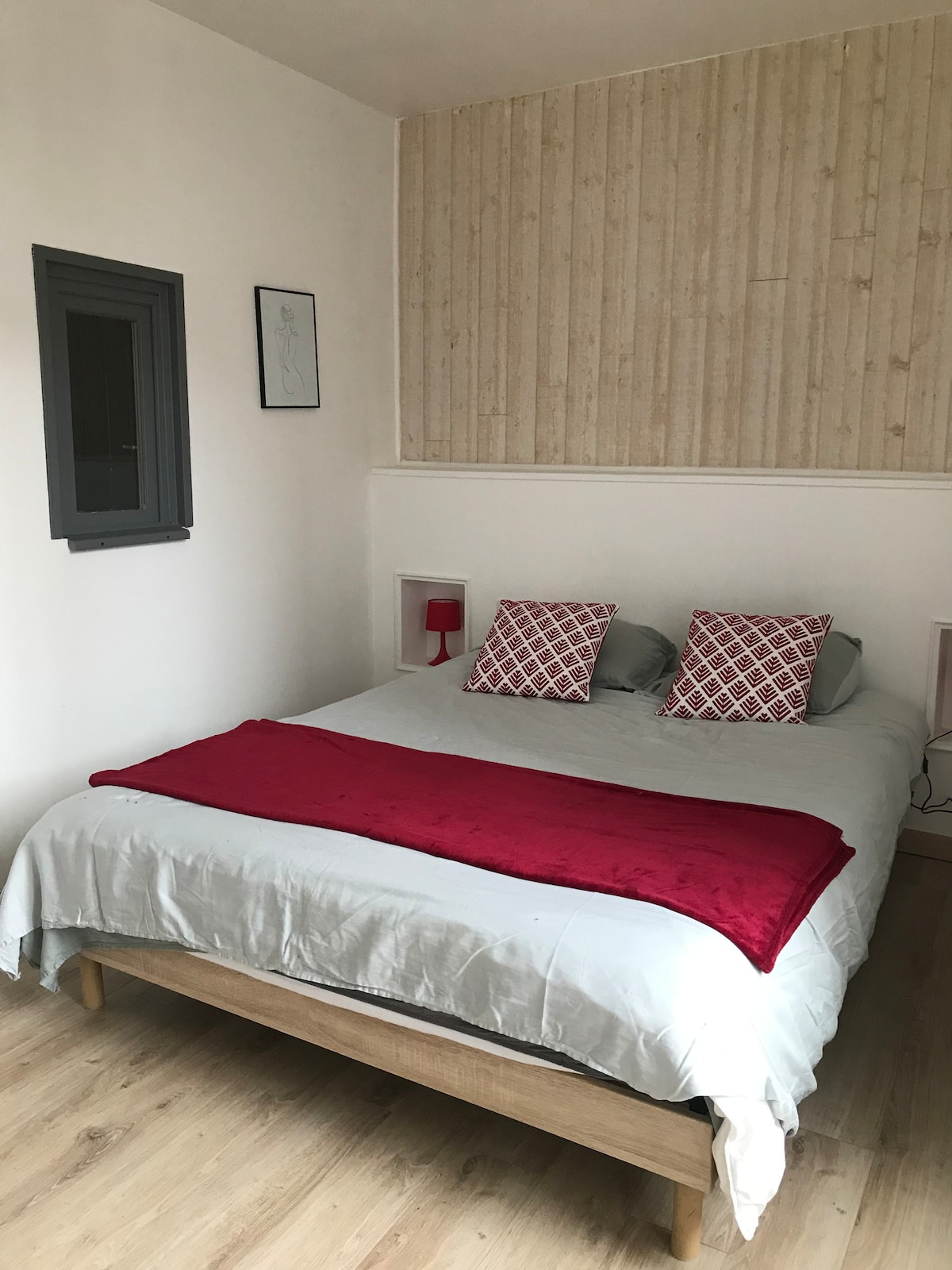 Hermosa habitación con cama doble 160x200