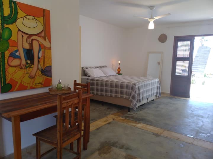 Suite privada con espacio de trabajo 