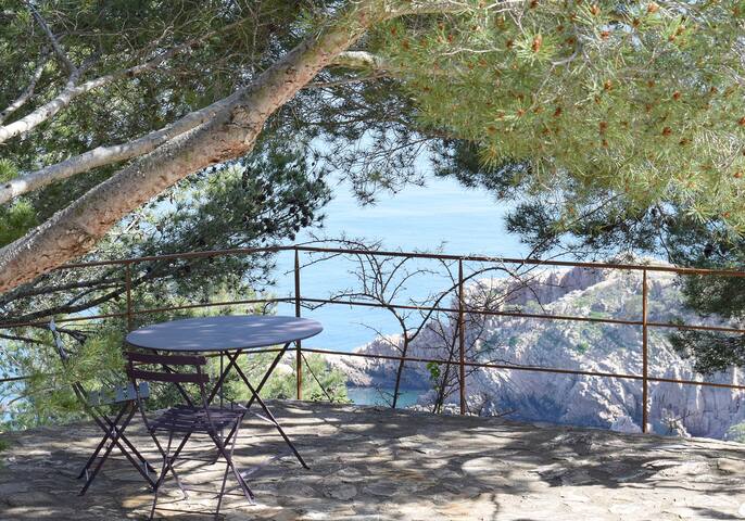 VILLA MIRADOR – Vistas panorámicas y gran jardín gallery image 4