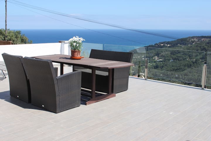 Airbnb Sa Riera Vacation Rentals Places To Stay Catalonia