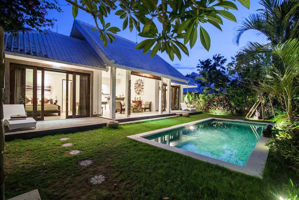 Villa Deaphil, 2 bedrooms & 2 bathrooms with private pool property, close to Seminyak