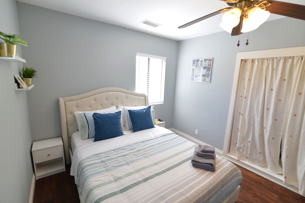 Super Comfy Mattress with waterproof bed bug proof mattress cover