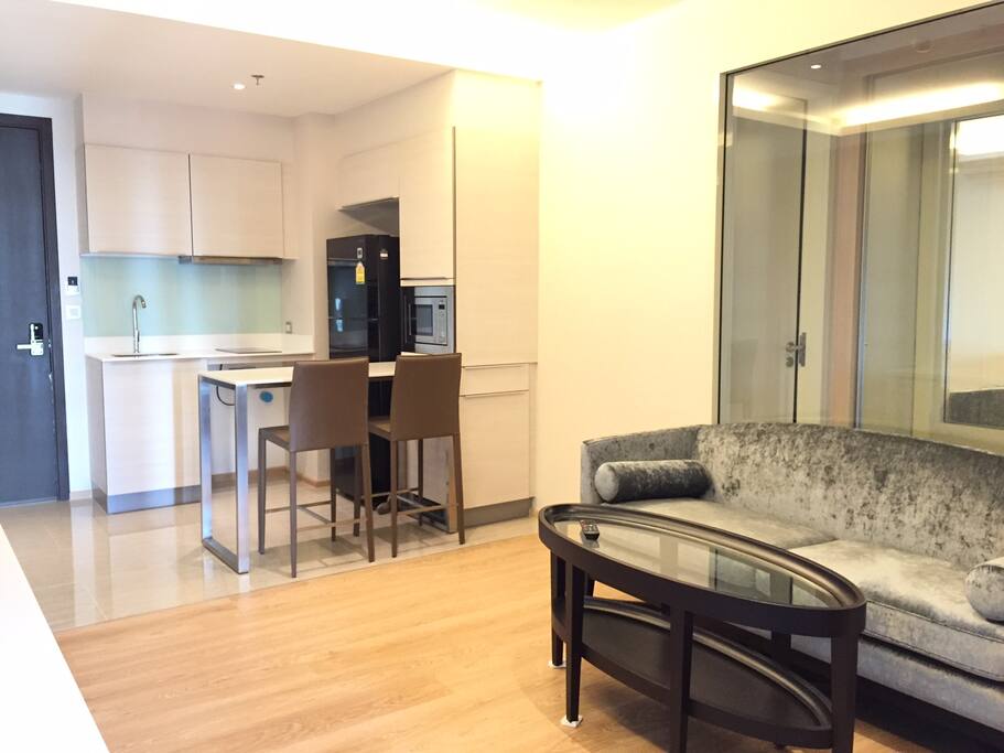 Comfortable layout make the room feels extra spacious