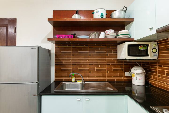 6 BR units with terrace 100m to Ploenchit BTS gallery image 5