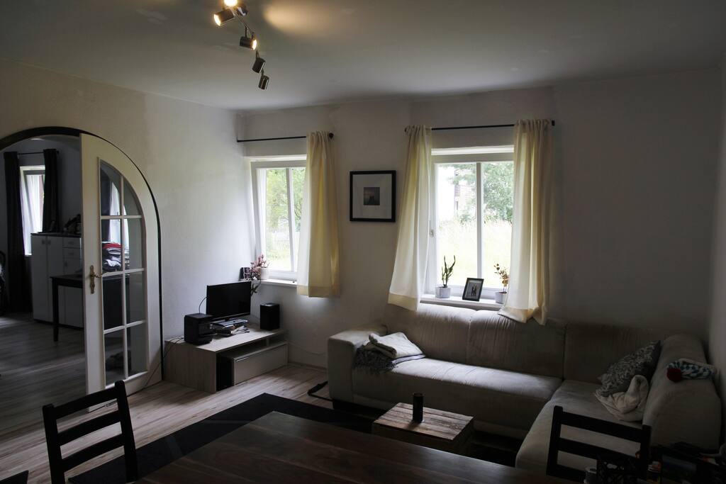 Wohnzimmer m. Ofen