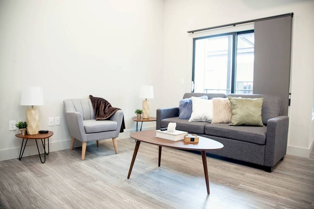 Living room with 50in 4k Smart TV and Roku