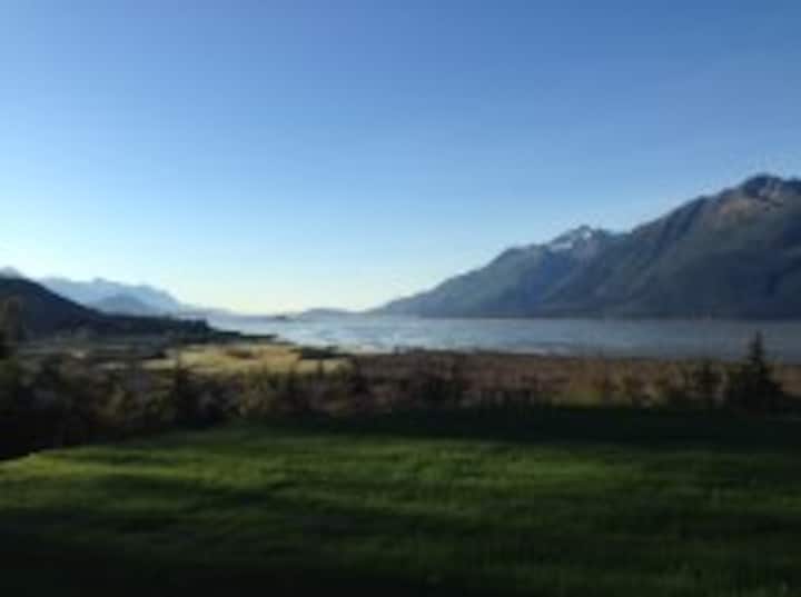 3 bedroom yurt with amazing view