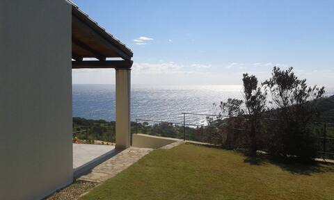 Cottage Spectacular sea views