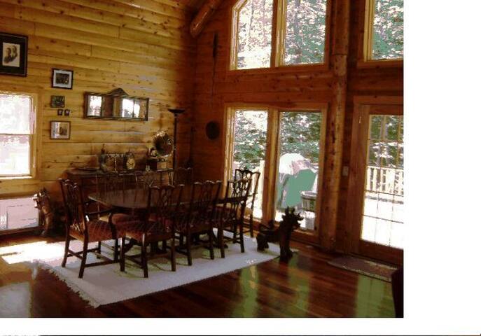 Waldtreff Quiet Grand Cabin Cabins For Rent In Becket