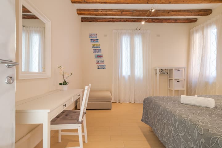 Спална соба 2