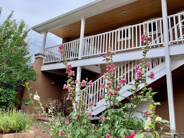 Architect's Space, Taos Plaza Apartments for Rent in Taos, New Mexico