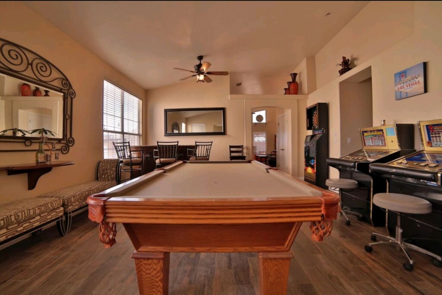 19 Dreamy Airbnb Las Vegas Vacation Rentals 89 Gorgeous North Las Vegas Airbnb