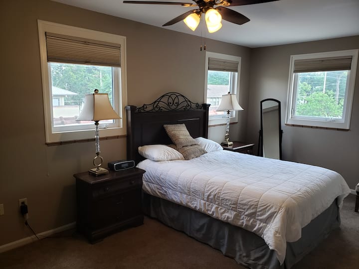 Chambre avec lit Queen Size