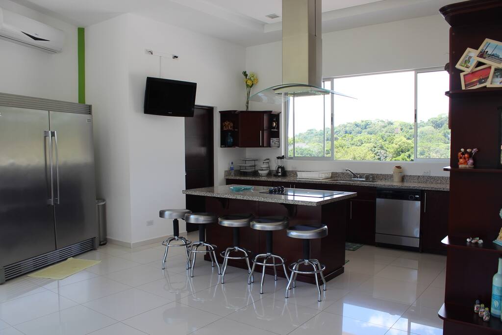 Cocina amplia