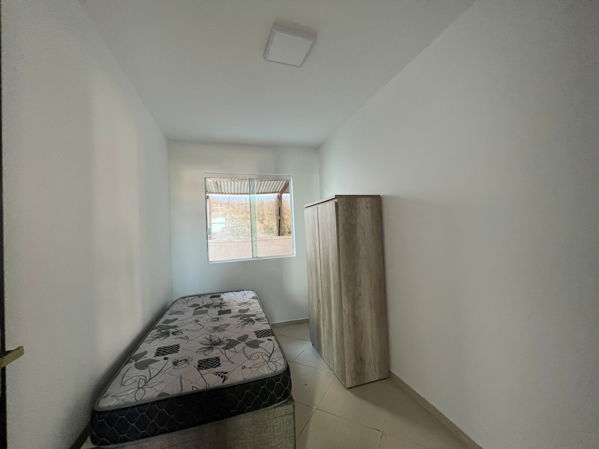 საძინებელი 1