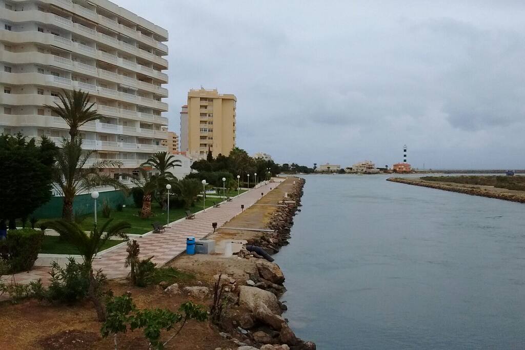 Descansa , disfruta .y y olvídate de los problemas