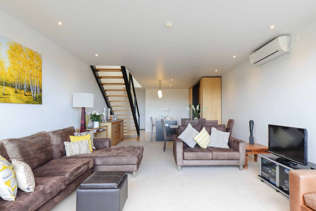Living dining area