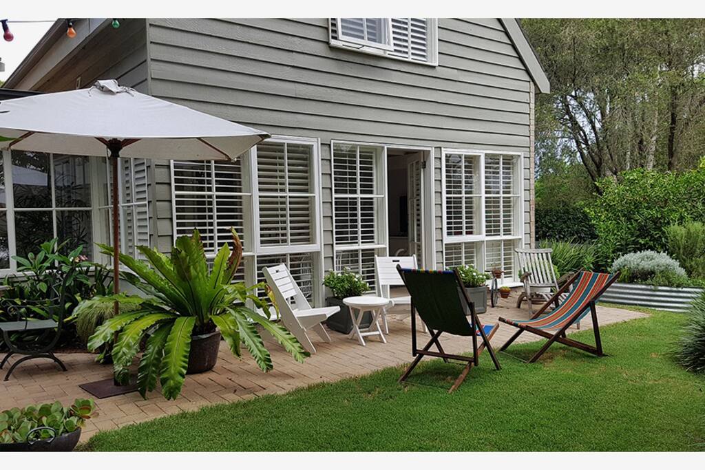 Relax in the backyard & feed the birds