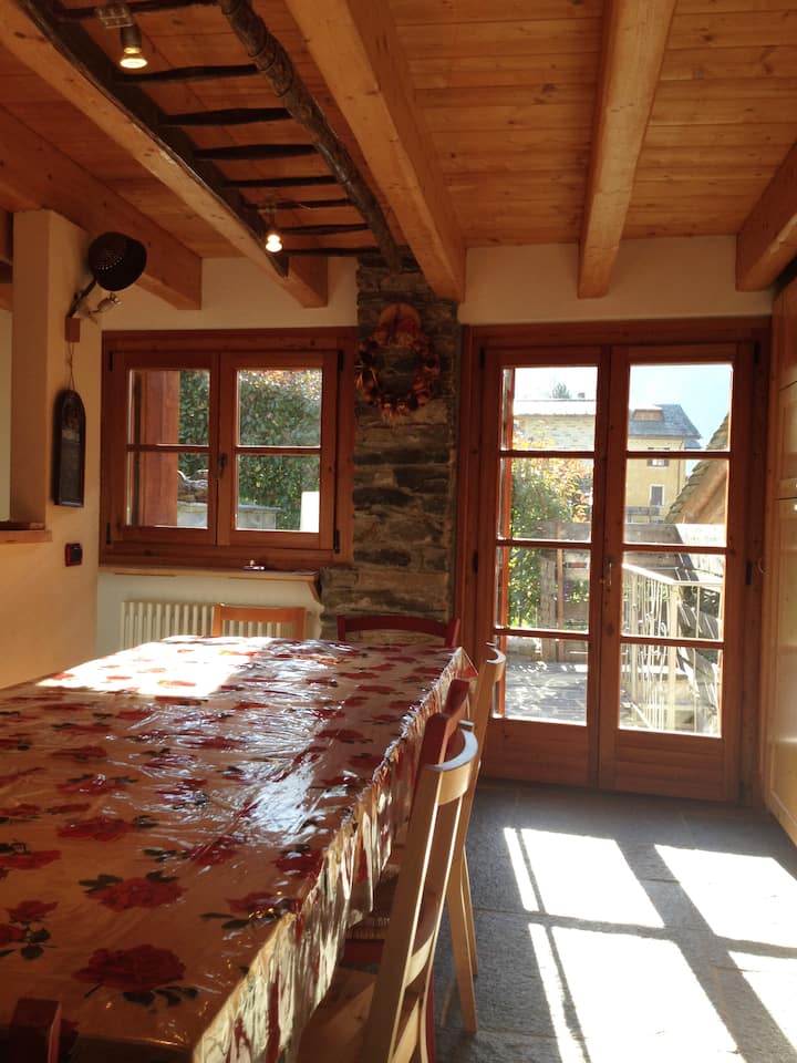 Baita in pietra Chiesa Valmalenco case in affitto a Vassalini