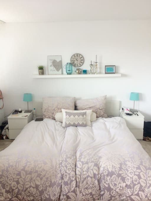 Schlafzimmer, Bett 180cm