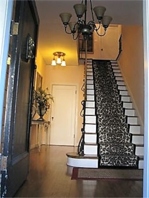 STAIRWAY TO YOUR PRIVATE ONE BEDROOM