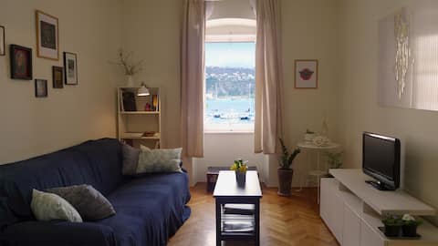 Top Airbnb: Charming apartment MOHO Volosko in Grad Opatija