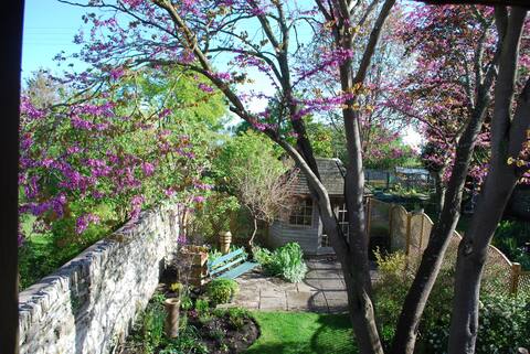 Charming Cotswold cottage, Nr Stratford on Avon