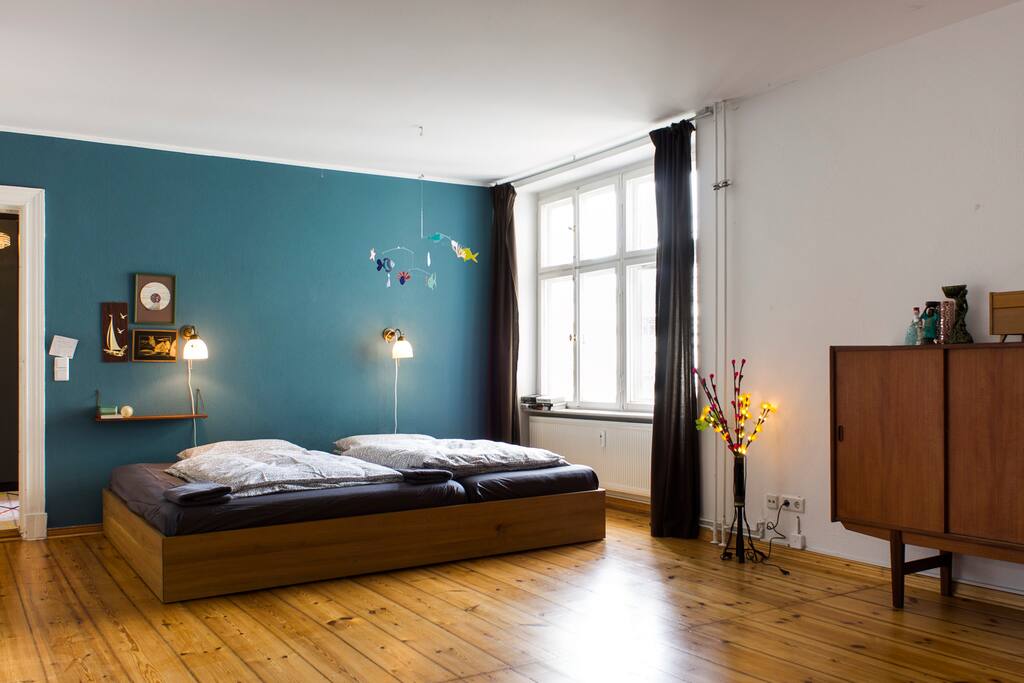 Gigantic masterbed (200 cm x 250 cm)