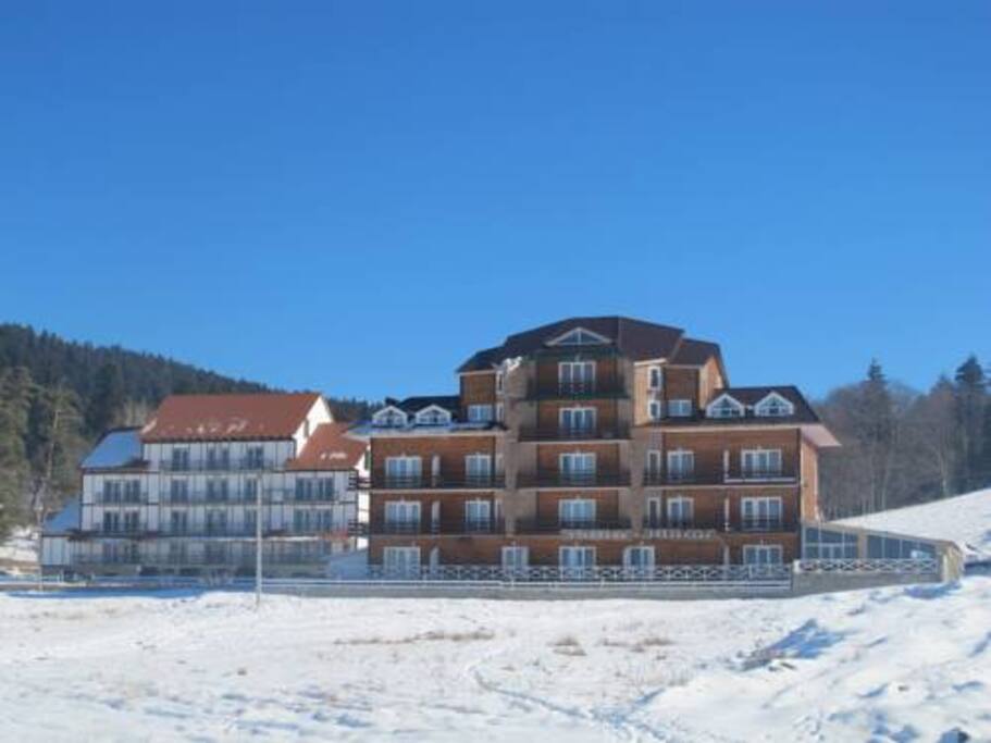 Complex "Mgzavrebi"