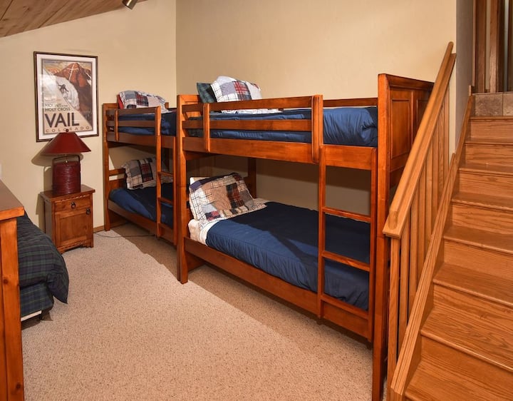 Bunkroom 2 hulala 5
