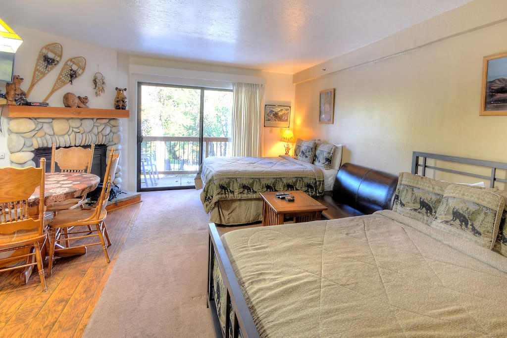 New layout with two queen beds suitable for 4 adults