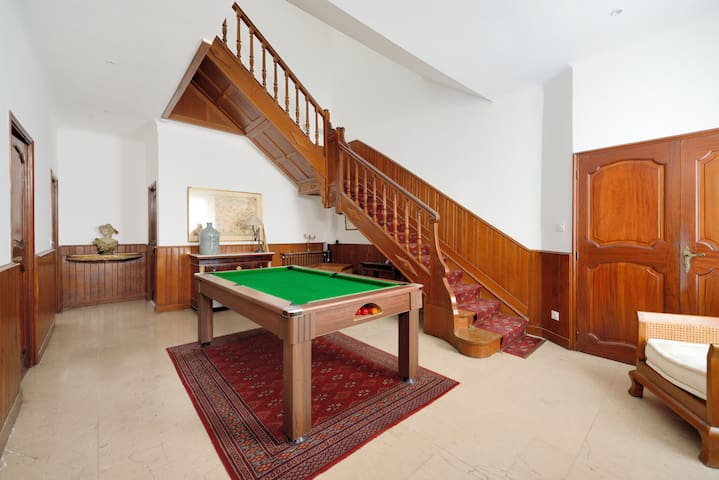 Yacht Crew Concierge managed Airbnb listing 1
