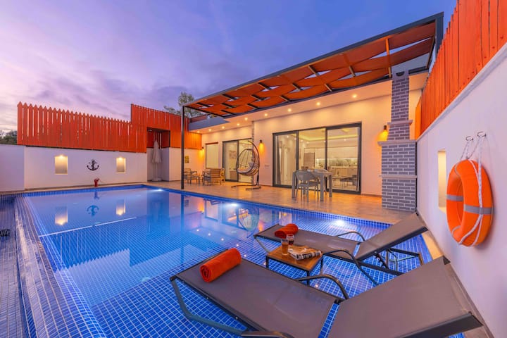 Villa Mevo Jakuzili Balayı Tatil Villası - Turquía