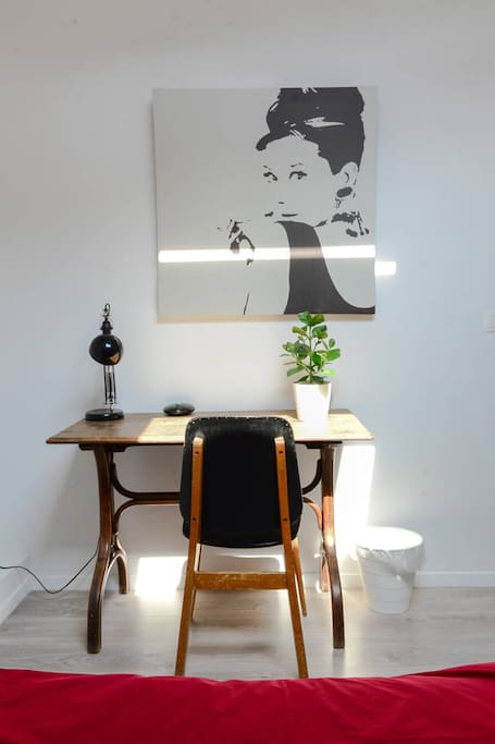 Little desk with a chair