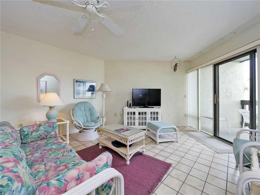 Relaxation - Settle into the comfortable living room furniture, make plans for the day, and enjoy spending time with friends and