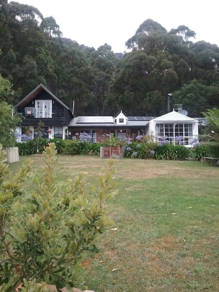 Cradle Mountain Holiday Rentals & Homes Tasmania, Australia Airbnb