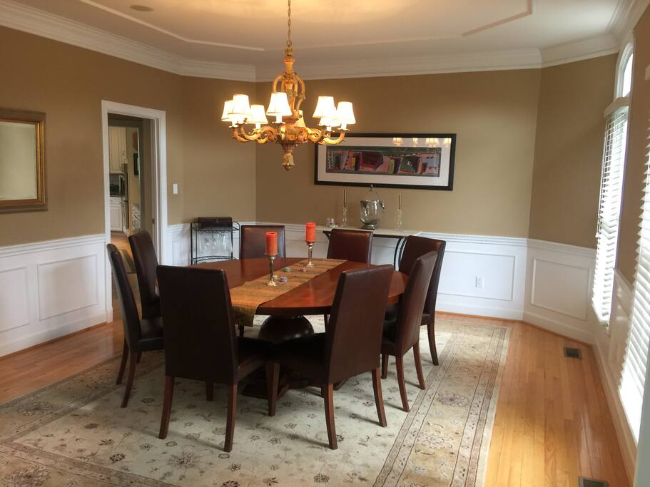Dining room...seats 8 to 10 comfortably