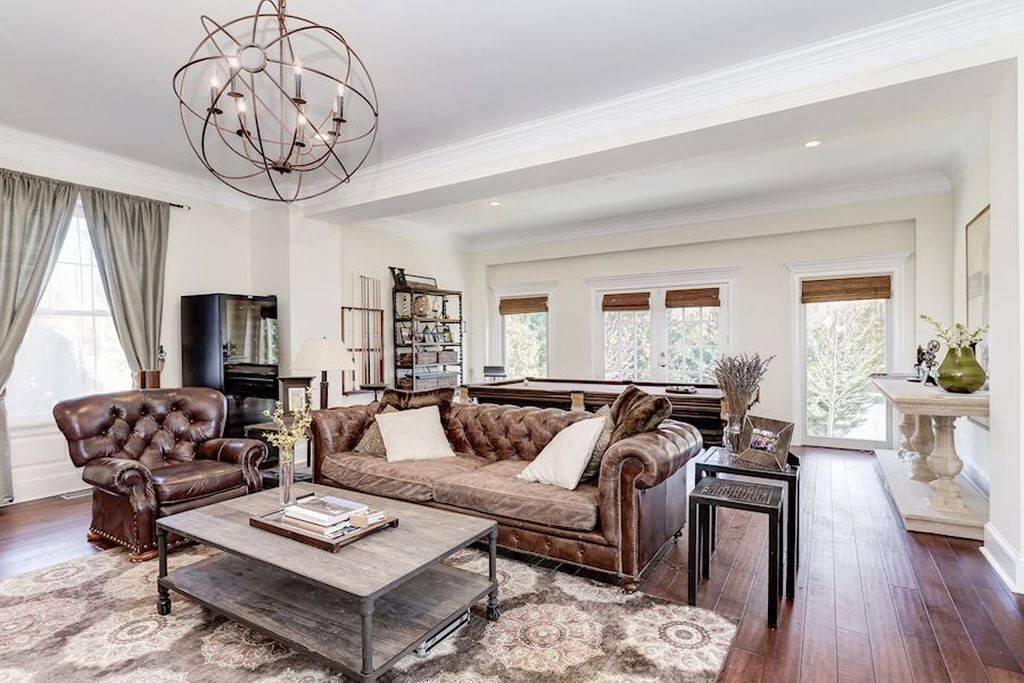 Formal living room