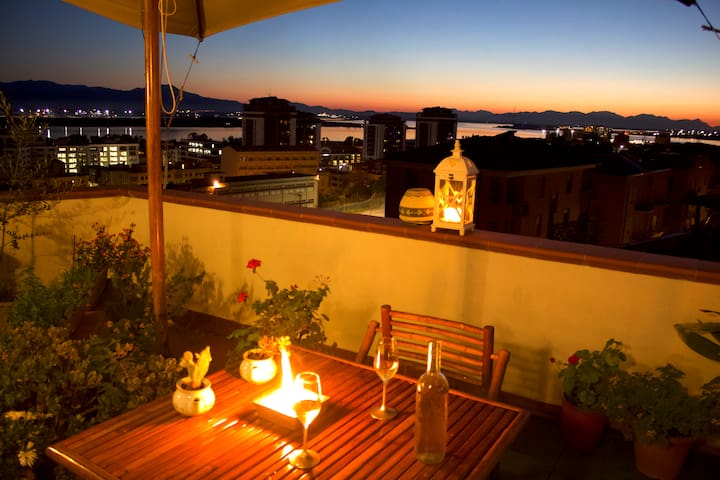 Studio apartment terrace on the Gulf of Angels
