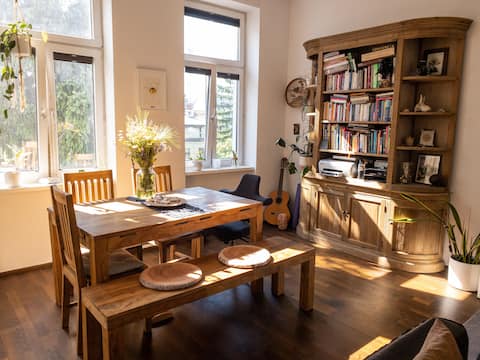 Successful Airbnb property: The Nest- Central and Green in Wien