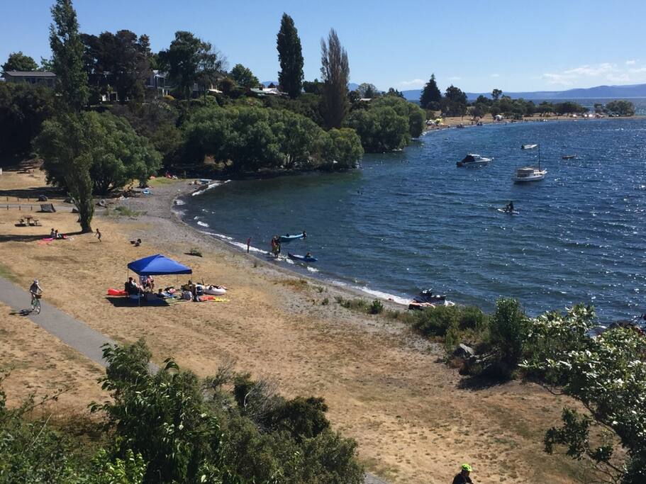 beautiful 4 mile bay 2 minute walk from the front door