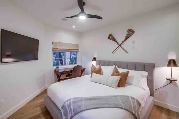Chumba cha kulala #3 king bed en-suite 