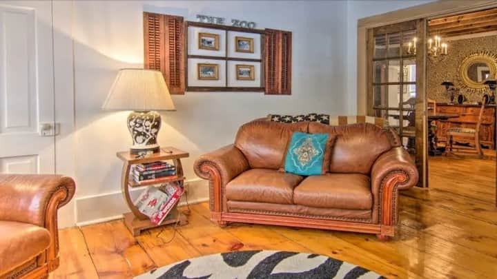 The Zoo-midcentury, Rustic Farmhouse (This Is It!) - Fennville, MI
